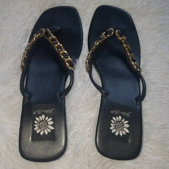 Yellow Box Shoes - Yellow Box Sandals Size 7.5 Black Gold